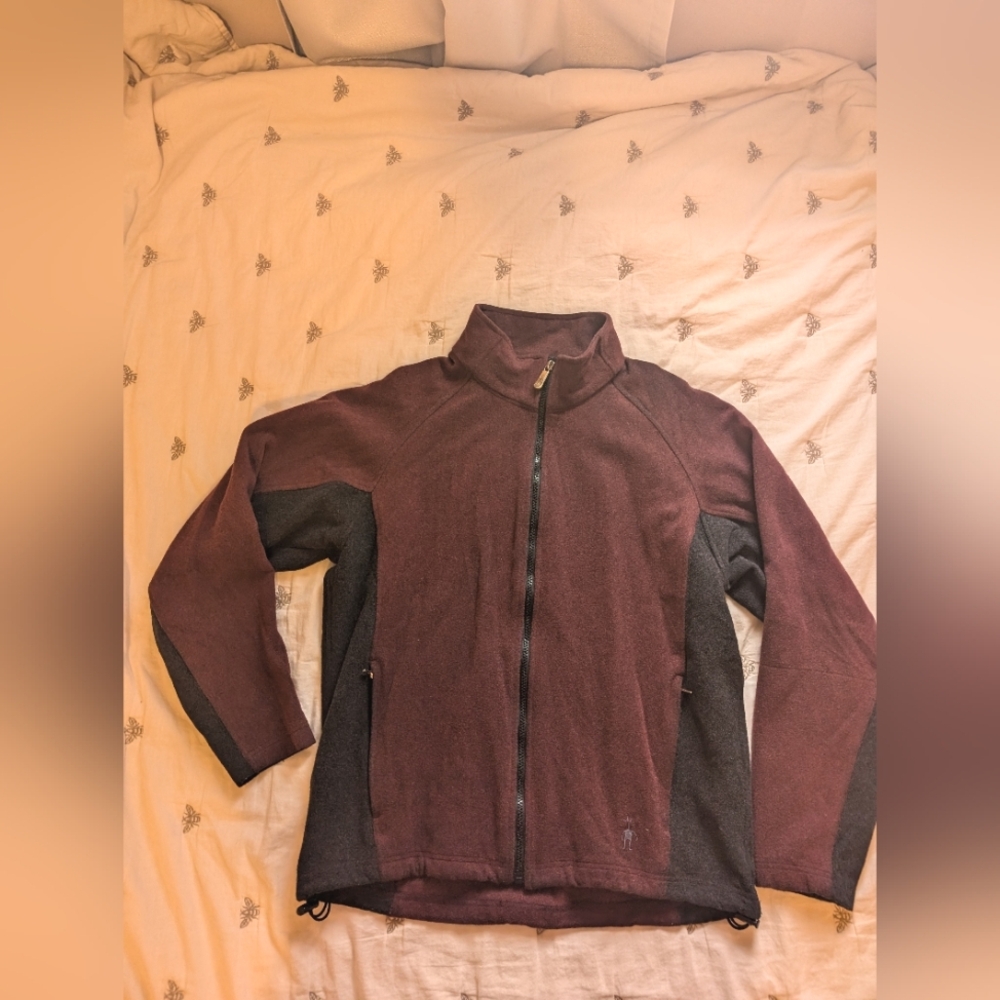 Smartwool men's jacket size Medium to large 80% Merino Wool